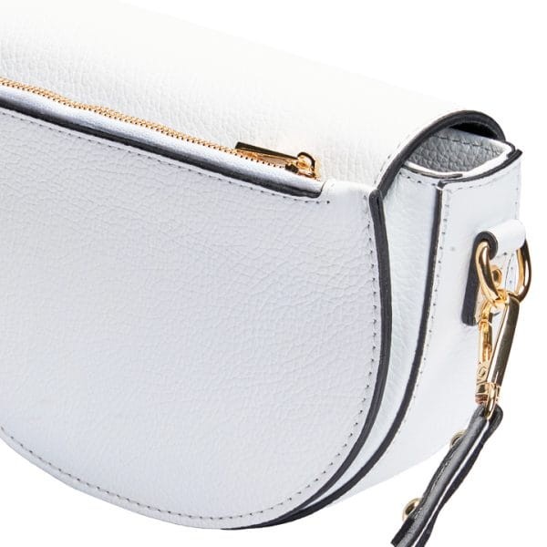 Chic-white-crossbody-bag5.jpg