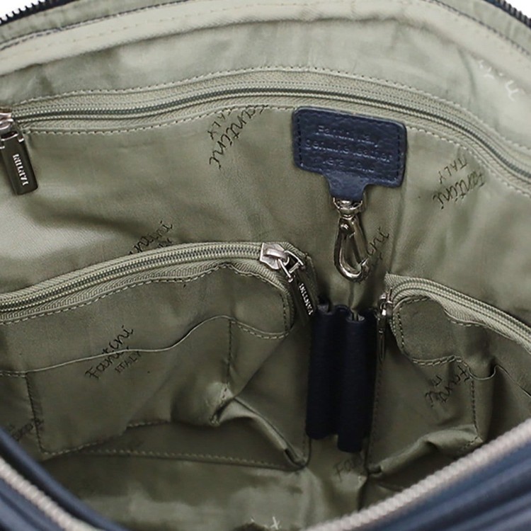 Skórzana teczka District